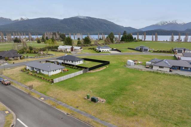 5 Breaksea Street Te Anau_1