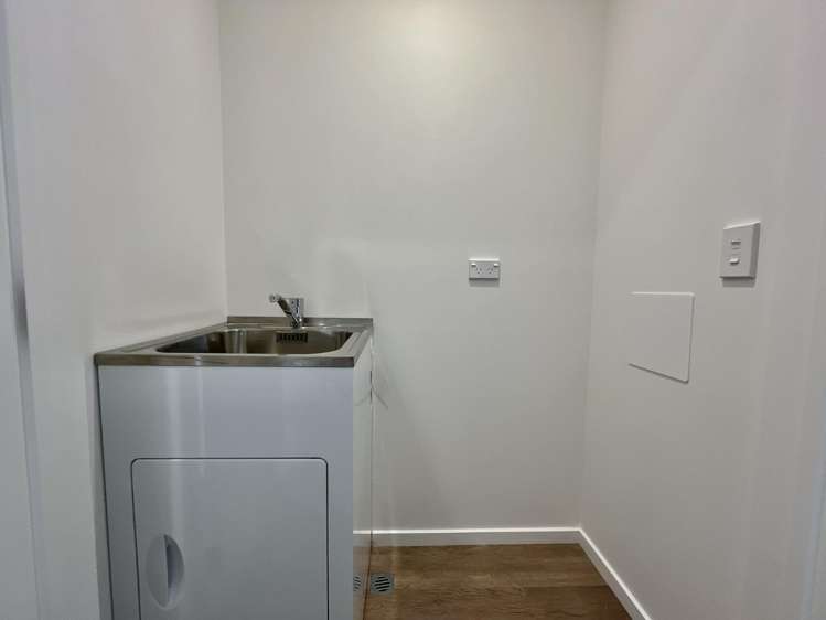 8/20 Euston Street 10211_8