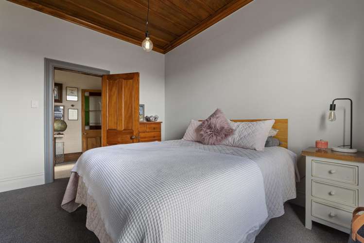 2071 South Road Otakeho_15