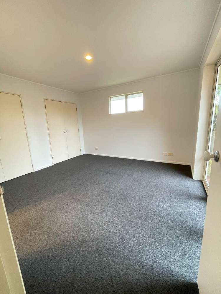 51 Kingdale Road Henderson_6