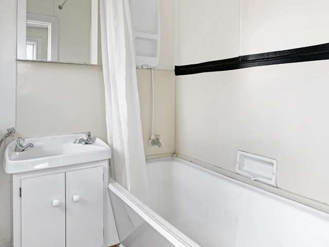 2/17 Queens road 1052_3
