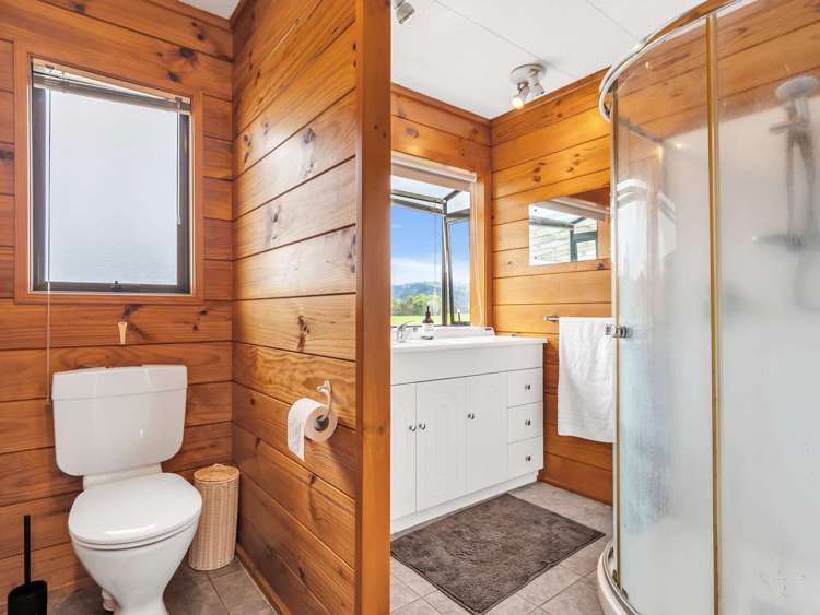 1700 State Highway 30 Te Teko_19