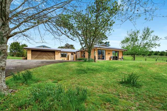 11 Anzac Valley Road Waitakere_2