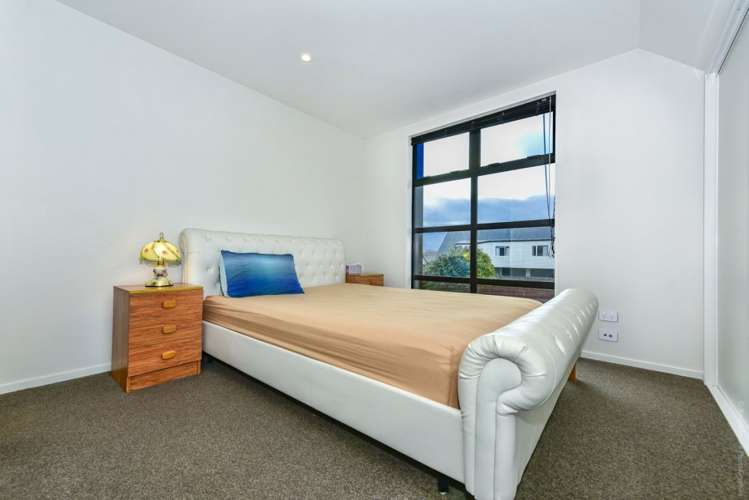 8/68 Barbour Street Waltham_20