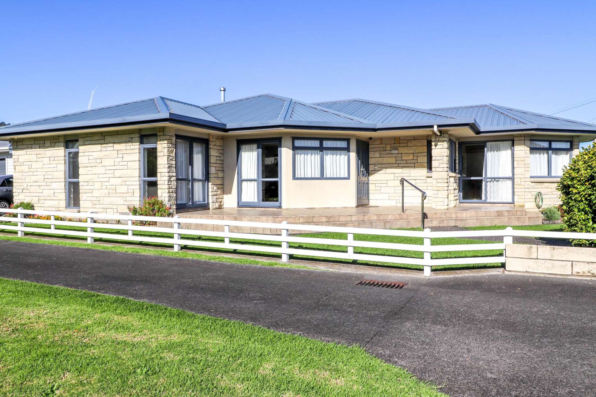 212 Rolleston Street Thames_0