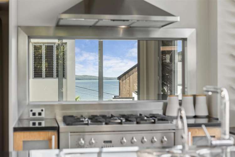 22b Beach Road Castor Bay_7