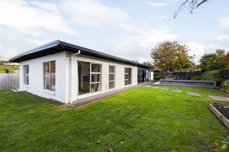 13 Sunnyhills Avenue Glenview_20