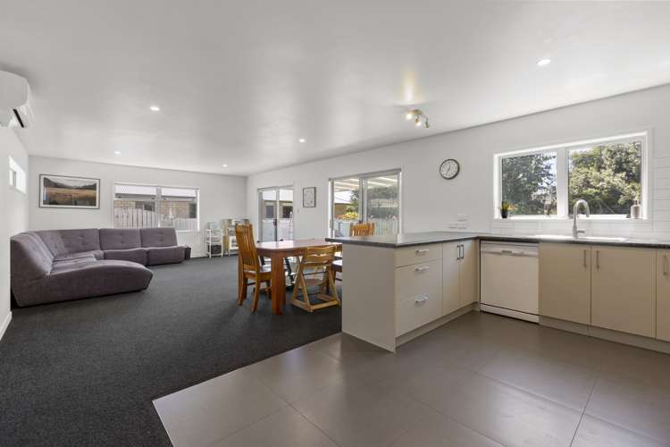 28a Coby Sydney Drive Bell Block_3