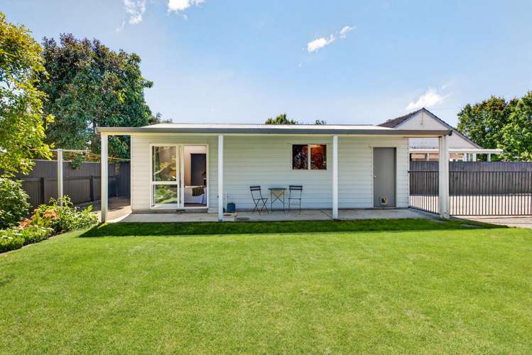 1002 Fitzroy Avenue Mahora_20