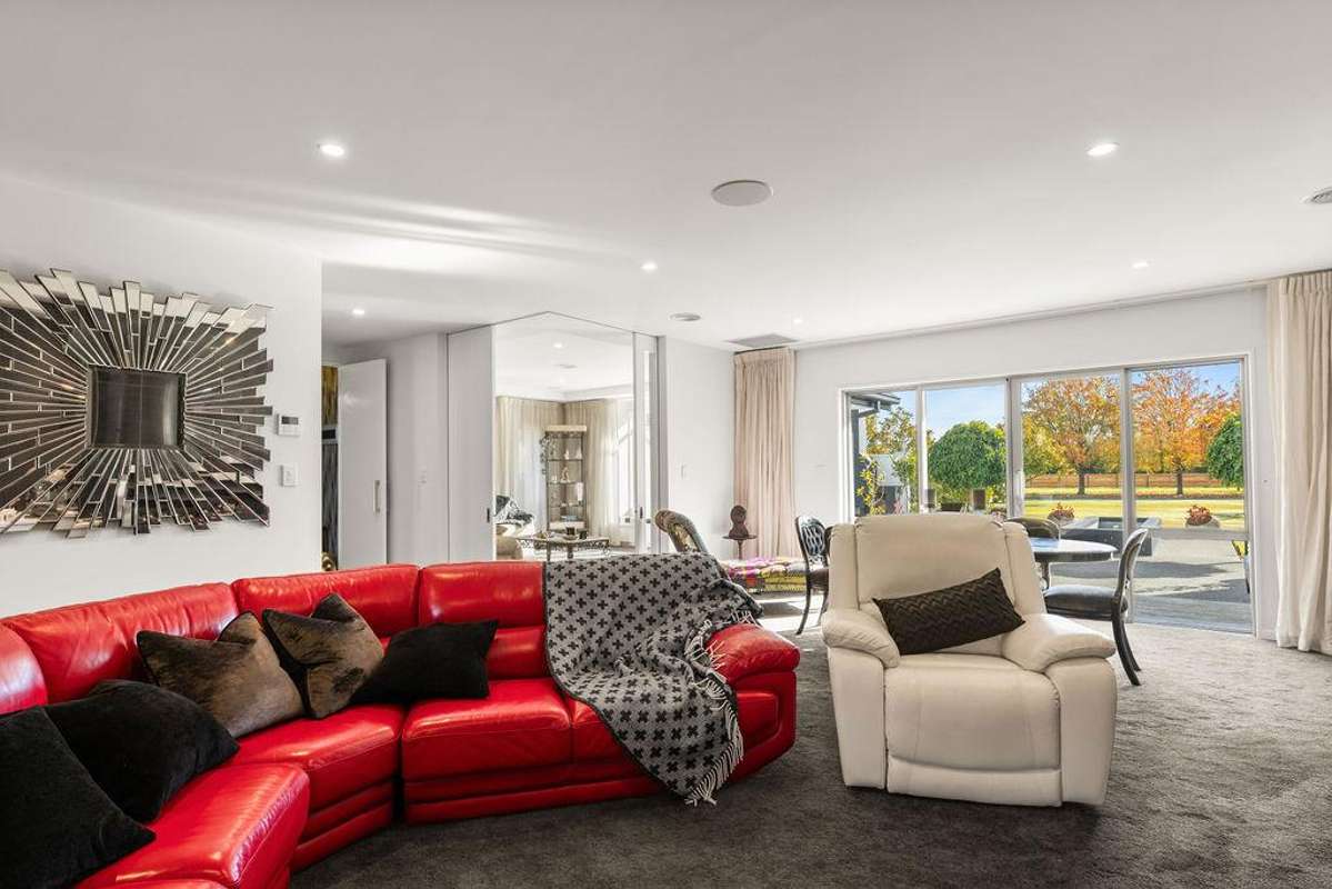 92 Hodgens Road_5