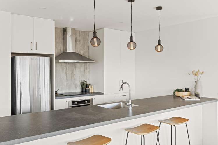 4 Rayner Lane Marton_4