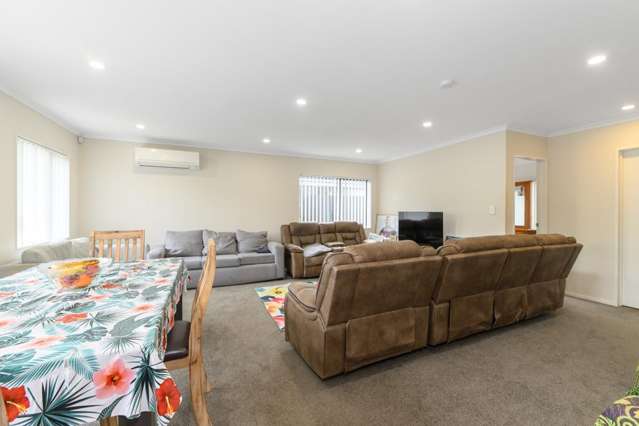 7/30 Calvert Ave Mangere East_2