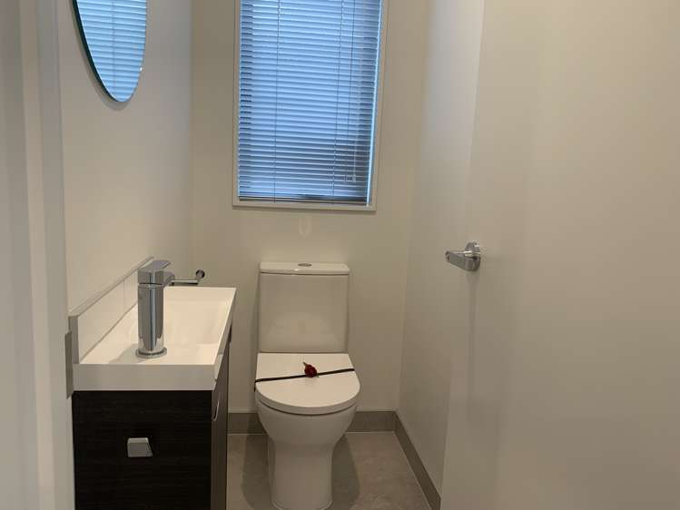 10 PORT WAY "PARK GREEN" Rosehill_21
