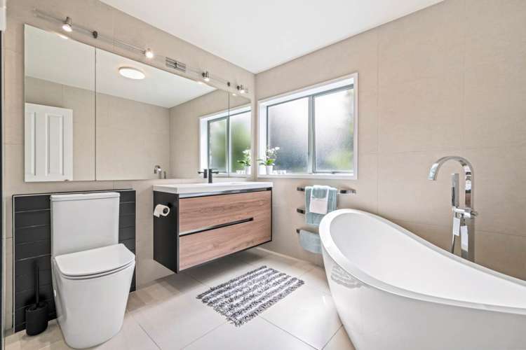 2/12 Westview Court Somerville_18