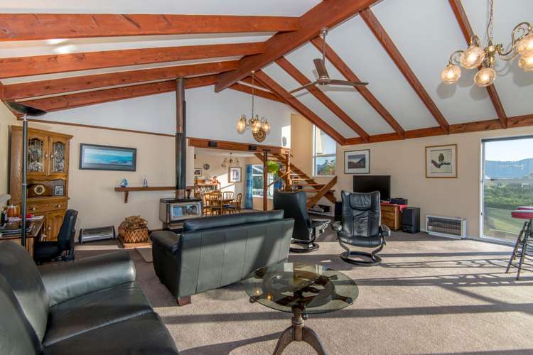 27 Ranui Crescent Diamond Harbour_5