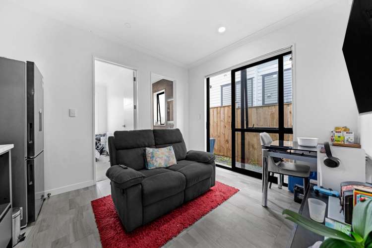 2A Ballyalton Crescent Flat Bush_30