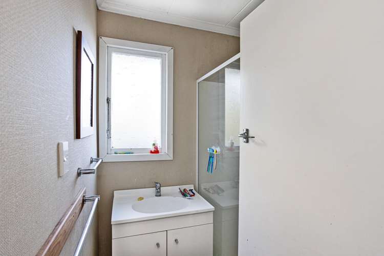 220 Dome Street Newfield_26