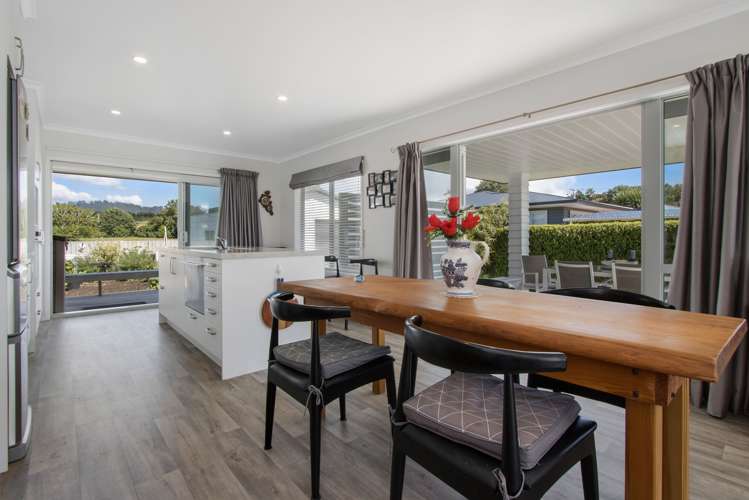 6 Sandleigh Drive Athenree_7