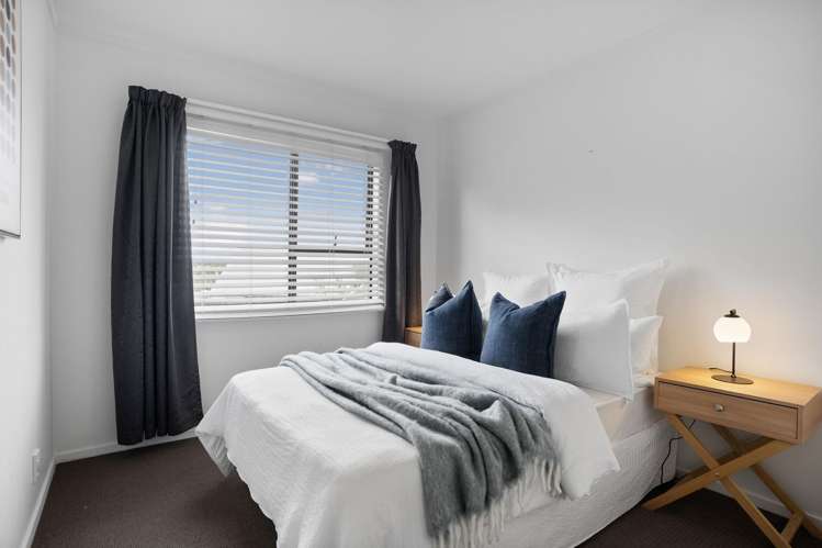 2/38A Nor'East Drive Northcross_5