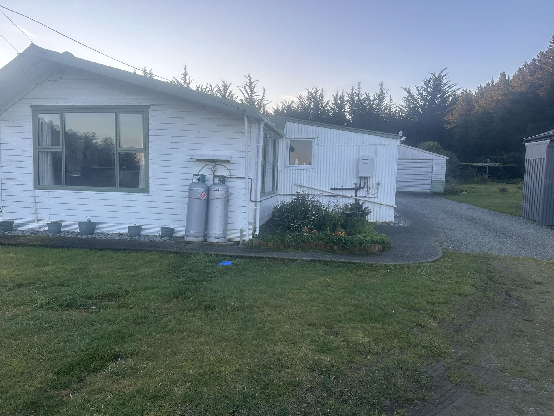49/1226 River Road Wakanui_0