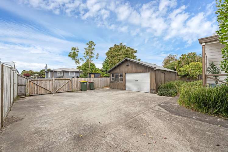 2/20 Hill Crescent Papakura_11