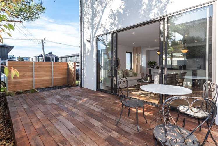 1/27 Springfield Road Saint Albans_13