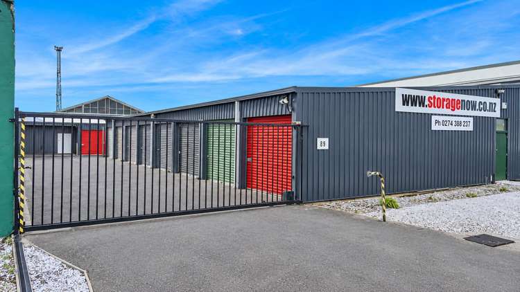 89 Shakespeare Road Waltham_3