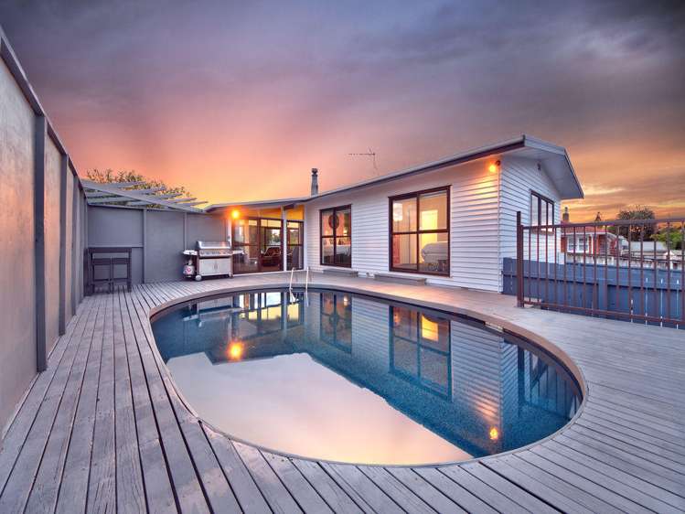 15 Bodi Place Te Atatu South_0