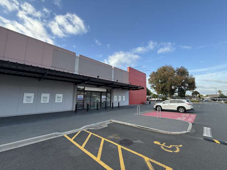 Tenancy 1, 683 Cameron Road Tauranga South_1