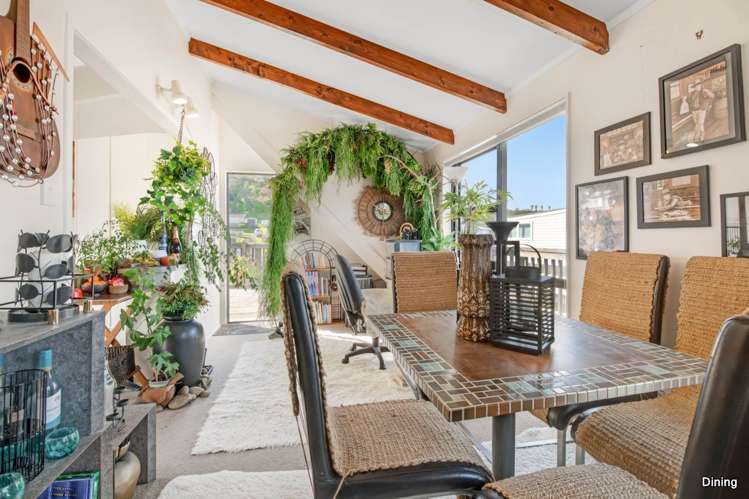 8 Capitol Road Matakatia_6