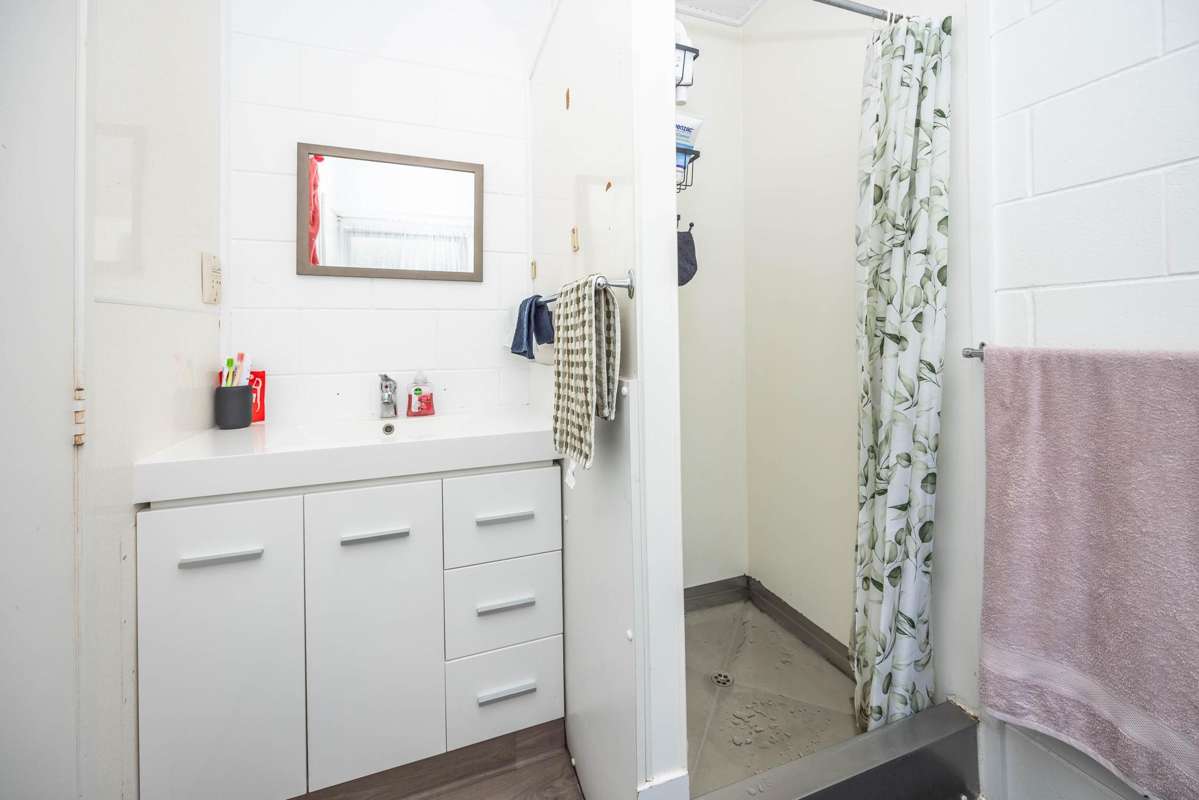 81 A-E Firth Street_4