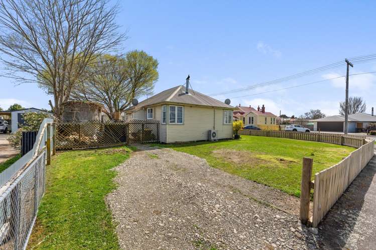 4 King Street Pahiatua_18