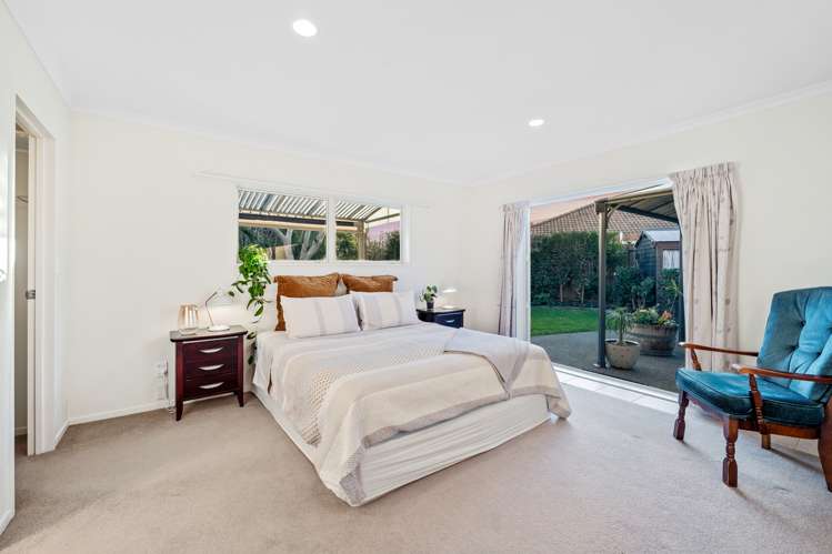 46 Blue Heron Rise Stanmore Bay_17