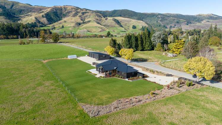 15 Cemetery Road Kuri Bush_49