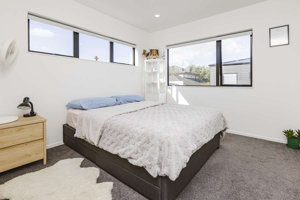 1/77 Glenmore Road_3
