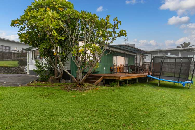 83a Glengarry Road Glen Eden_13