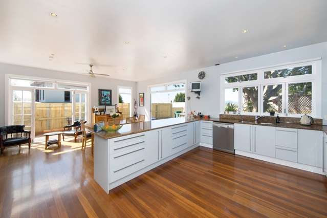 21 Gladstone Road Northcote_4