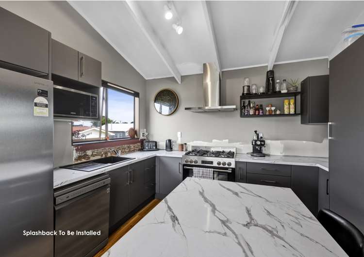 7 Green Lane Hawera_11