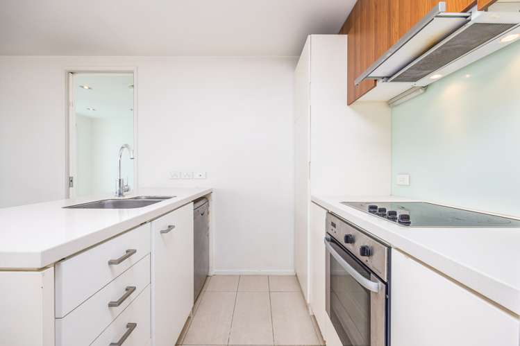 402/2 Dockside Lane Auckland Central_5