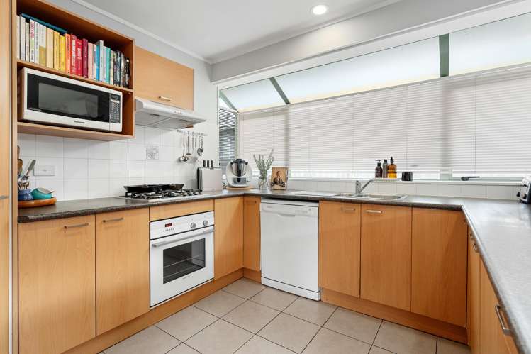 15a Orchard Street Avondale_11