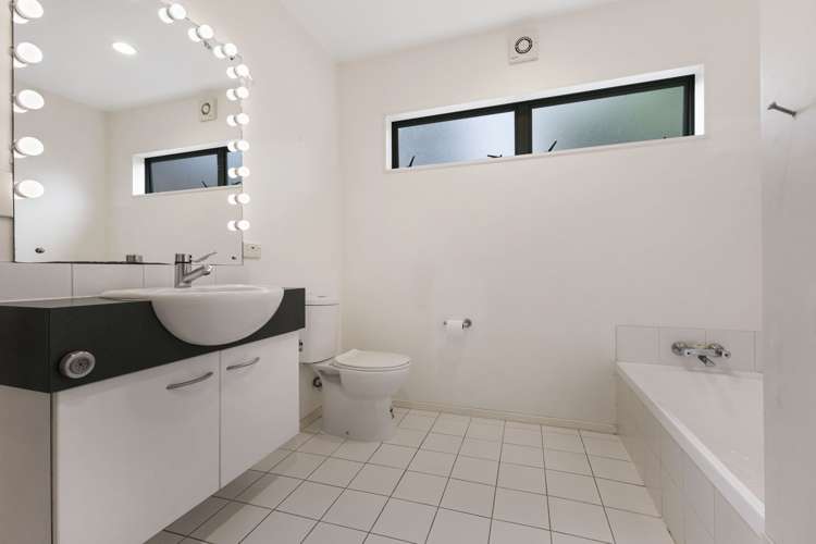 30 Glenwood Avenue Birkenhead_10