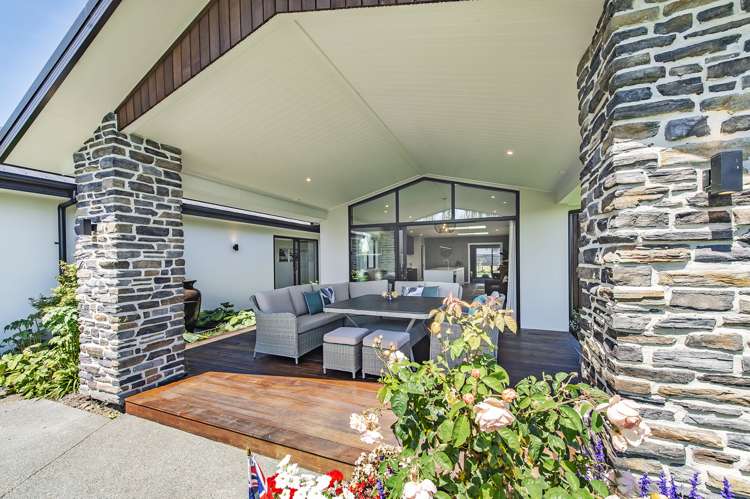 16 Vitalia Crescent Lincoln_24