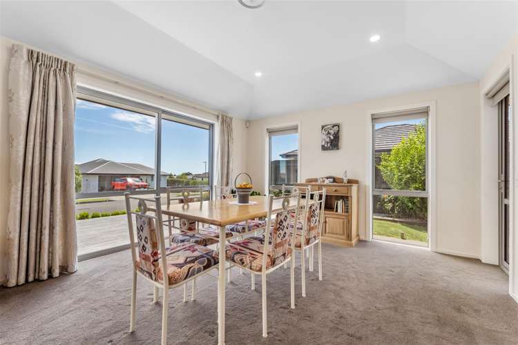 23 Brover Crescent Richmond_12