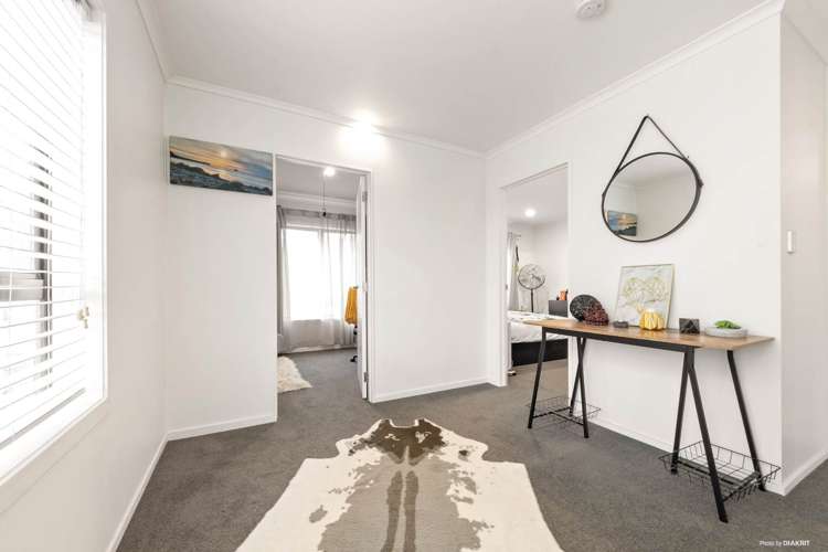 32/1 Ambrico Place New Lynn_10