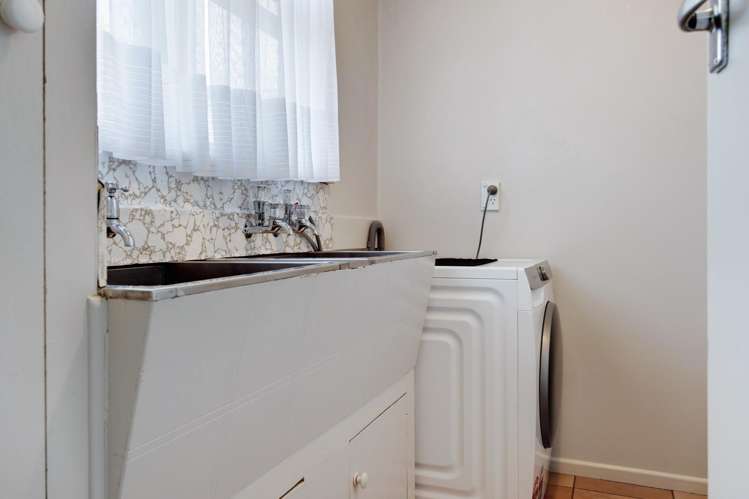 84 Matipo Road Te Atatu Peninsula_18