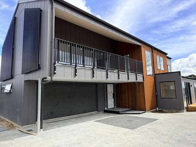 Architectural Elegance, Modern Coastal Masterpiece