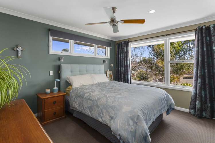 22 Andrew Place Otumoetai_12