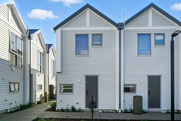 10/29 Bampton Street_0