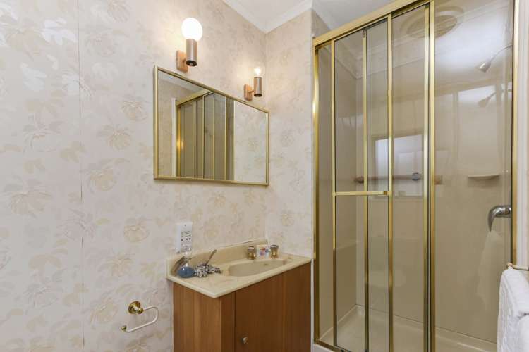 6 Larkspur Court The Gardens_14