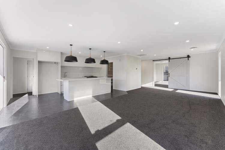 64 Pharazyn Street Feilding_5